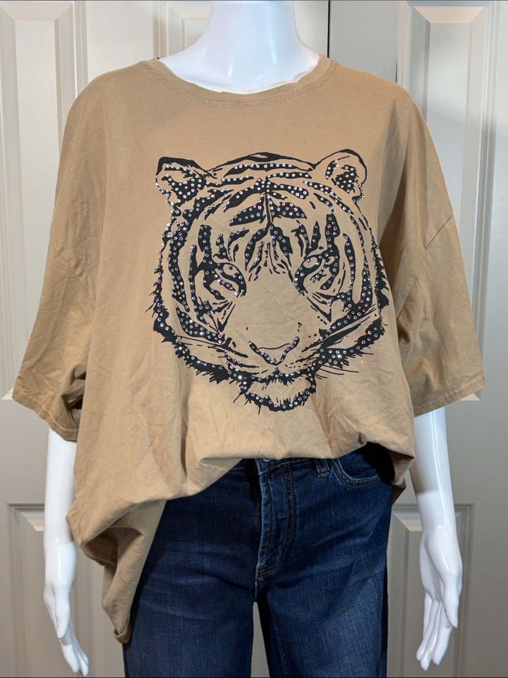 Fantastic Fawn Tan Tiger Graphic Short Sleeve Tee